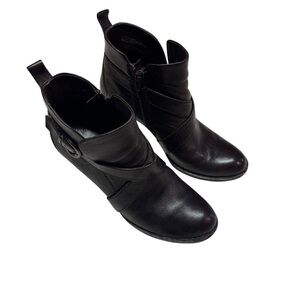 Born Shola Black Leather Harness Ankle Boots Sz 9 Booties